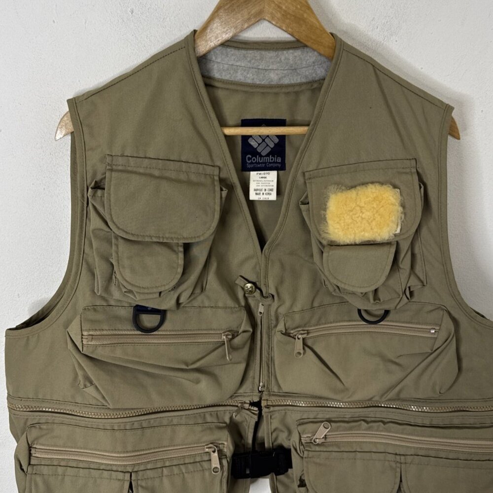 Columbia Fishing Vest Large Tan Multi Pocket FMI1070 Made in Korea Vtg